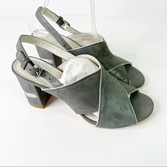 NWOB Stuart Weitzman Gray Block Heels SZ 8 - Picture 5 of 9